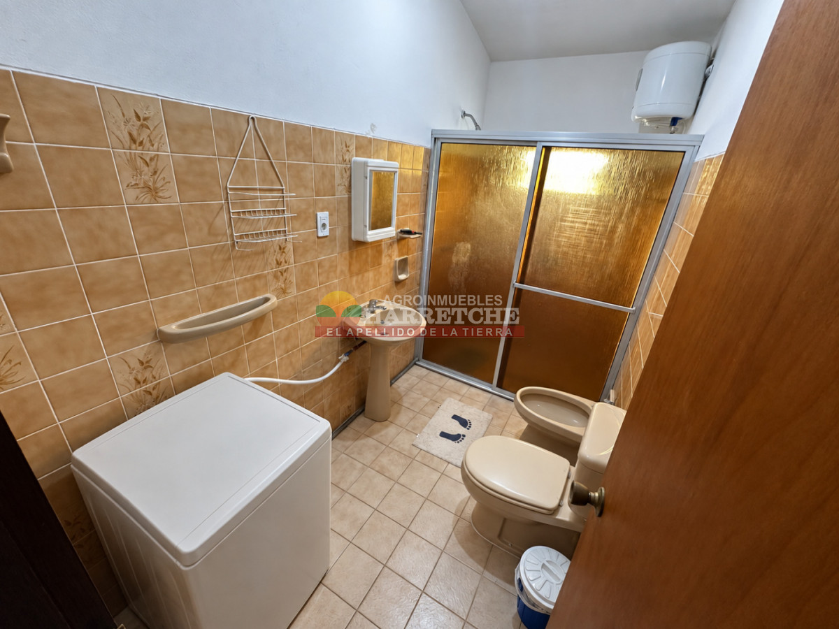 Casa ID.541 - Alquilo casa en Progreso, 3 dormitorios, living comedor, patio! 