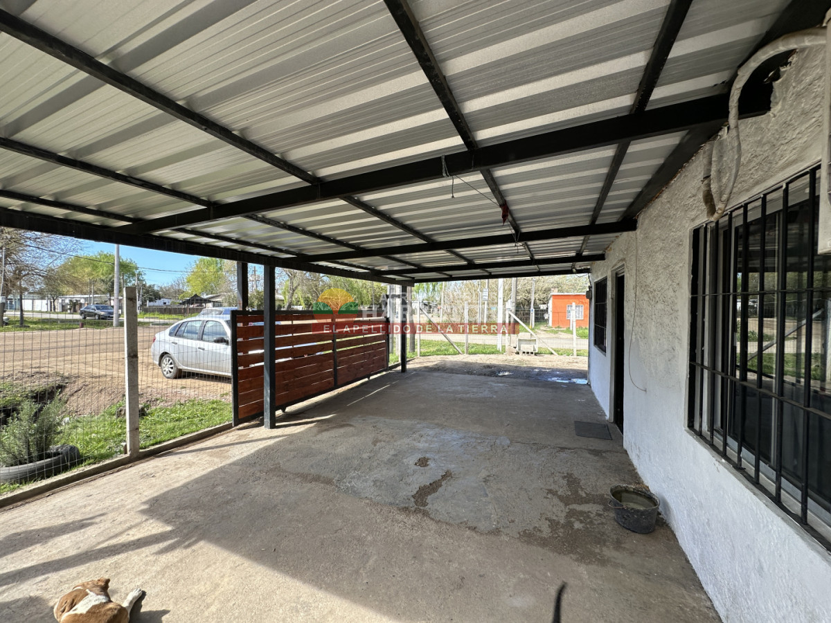 Casa ID.540 - Vendo casa en 18 de Mayo, 2 dormitorio, parrillero, alero