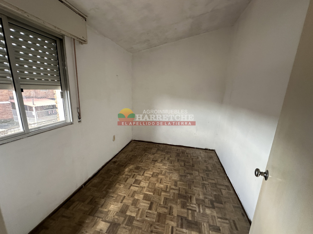 Casa ID.326 - Casa en dos niveles venta Progreso, 3 dormitorios, parrillero, estacionamiento, con renta