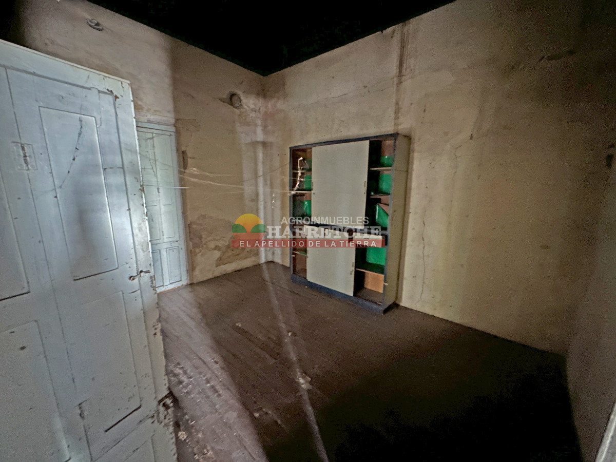 Casa ID.477 - Casa en venta Las Piedras, ideal para inversores, céntrica.