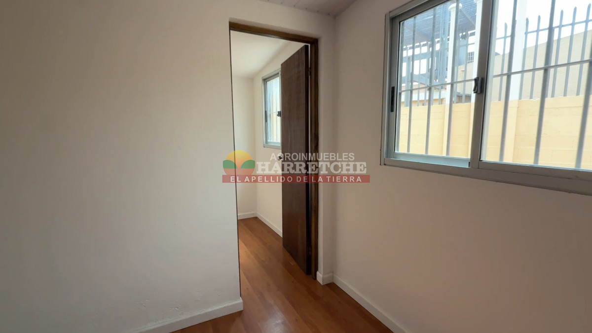 Casa ID.509 - Apartamento de 1 dormitorio en Progreso, para persona sola o consultorio!