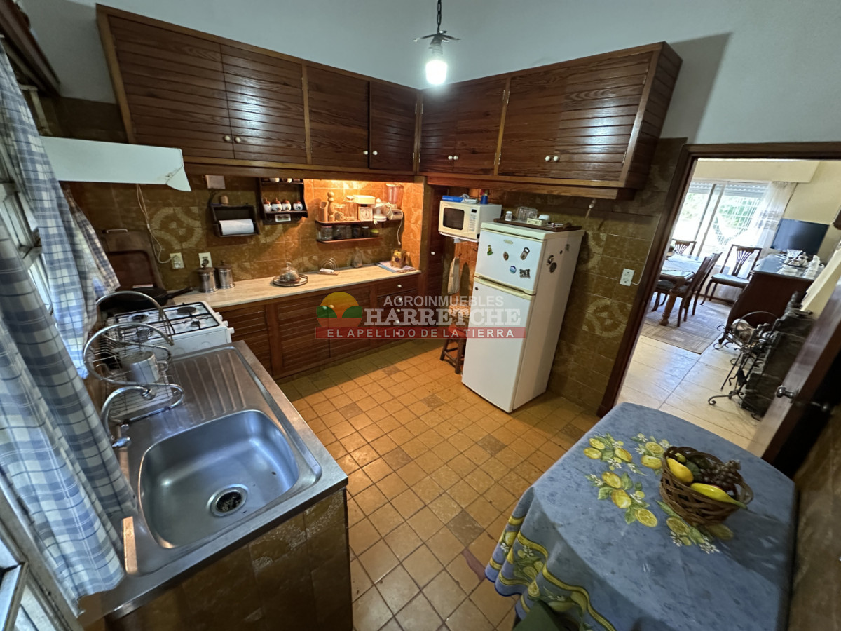 Casa ID.524 - Casa en venta Progreso 5 dormitorios gran chalet dos terrenos, barbacoa. 