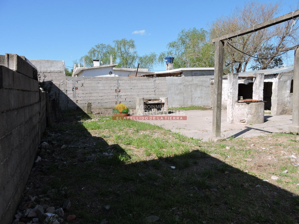 Casa ID.412 - Casa en venta, 2 dormitorios, garaje, DUEÑO FINANCIA, entrega U$S 15.000