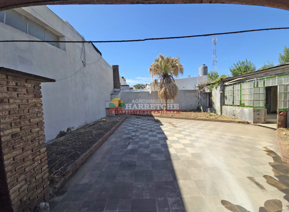 Casa ID.477 - Casa en venta Las Piedras, ideal para inversores, céntrica.