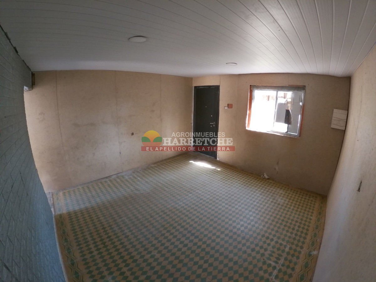 Casa ID.412 - Casa en venta, 2 dormitorios, garaje, DUEÑO FINANCIA, entrega U$S 15.000