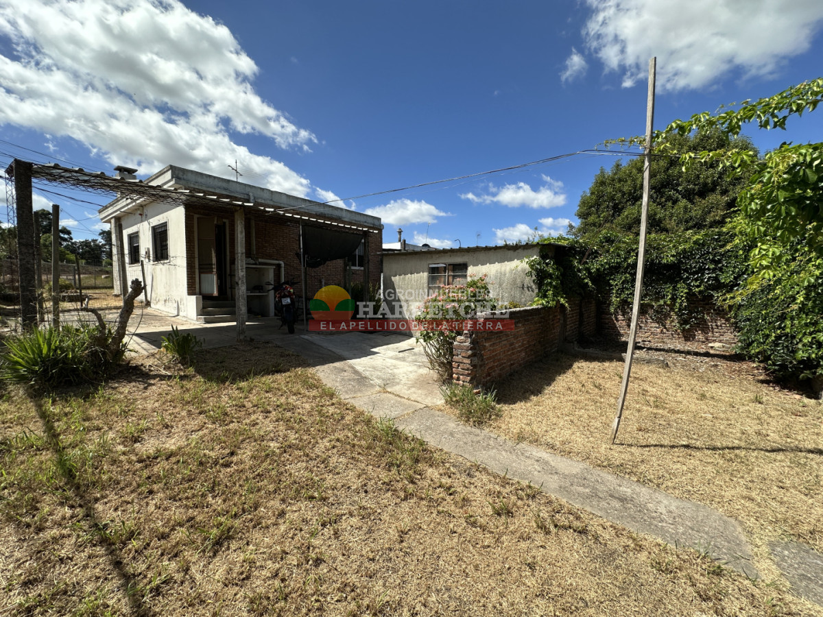 Casa ID.504 - Casa en venta Progreso, terreno esquina buena costrucción.