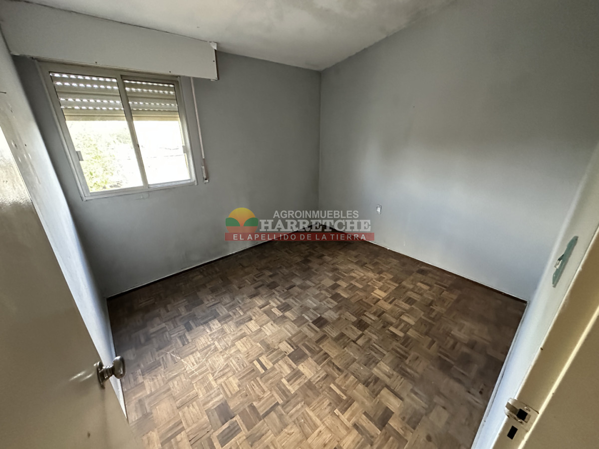 Casa ID.326 - Casa en dos niveles venta Progreso, 3 dormitorios, parrillero, estacionamiento, con renta