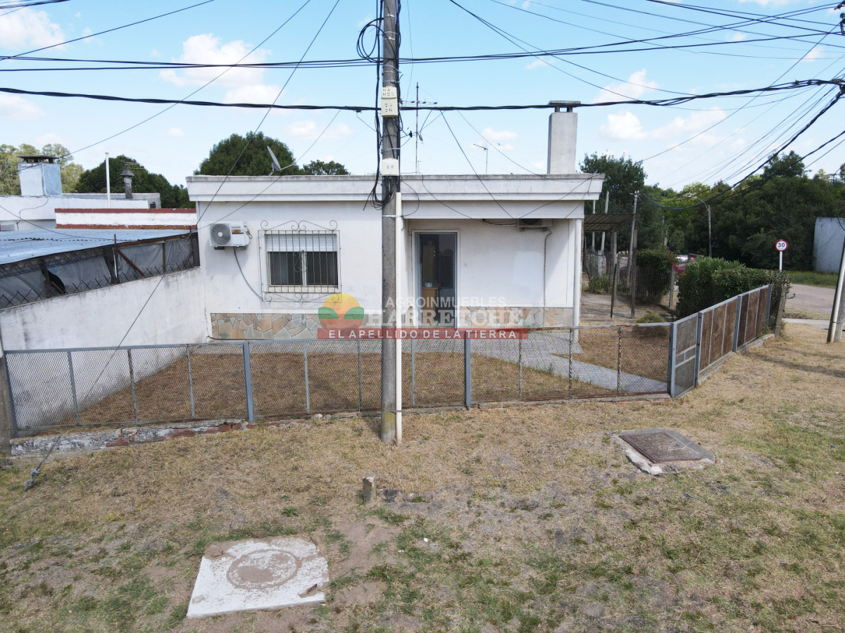 Casa ID.504 - Casa en venta Progreso, terreno esquina buena costrucción.