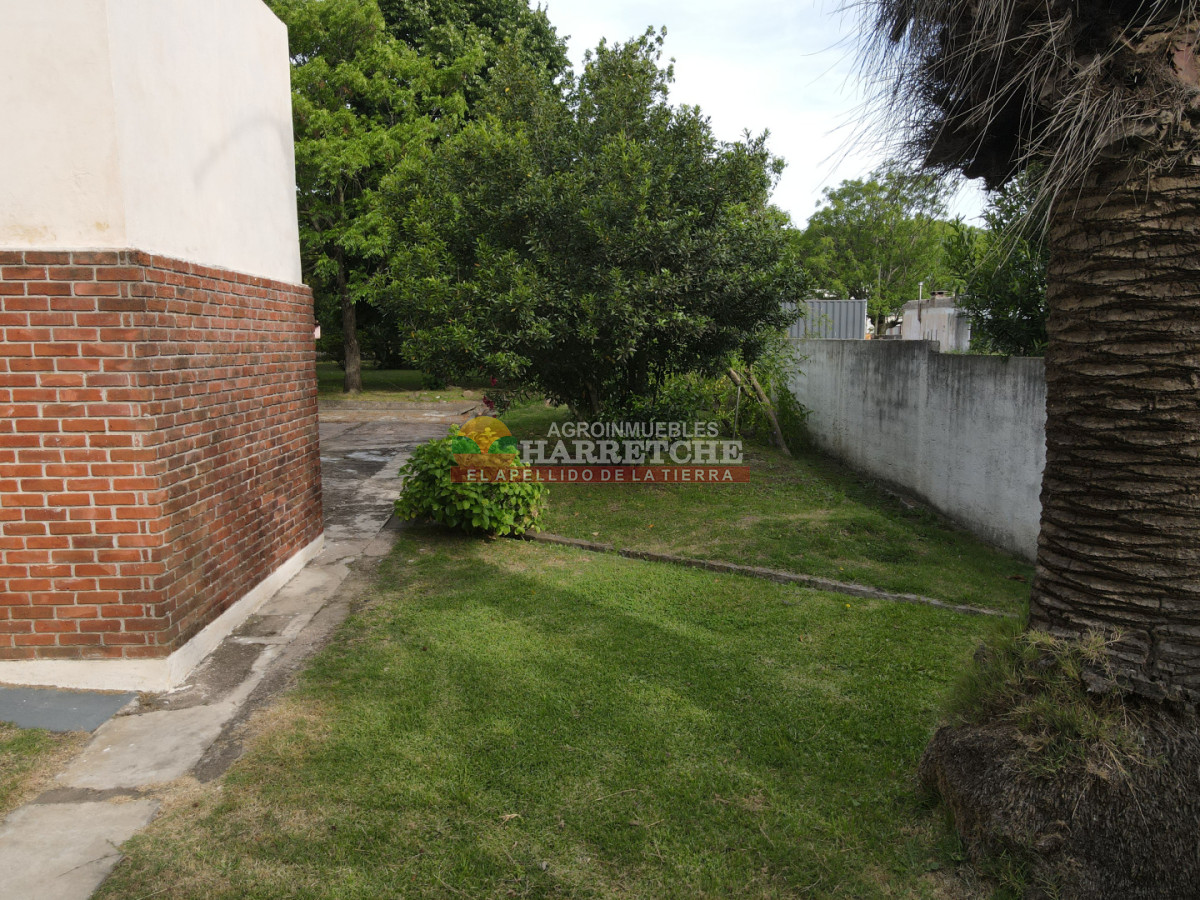 Casa ID.496 -  Casa en venta en Progreso, 3 dorm, 3 baños, cochera y parrillero! 