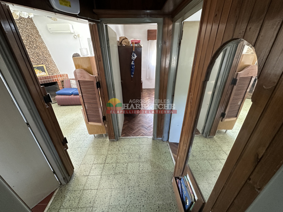 Casa ID.504 - Casa en venta Progreso, terreno esquina buena costrucción.