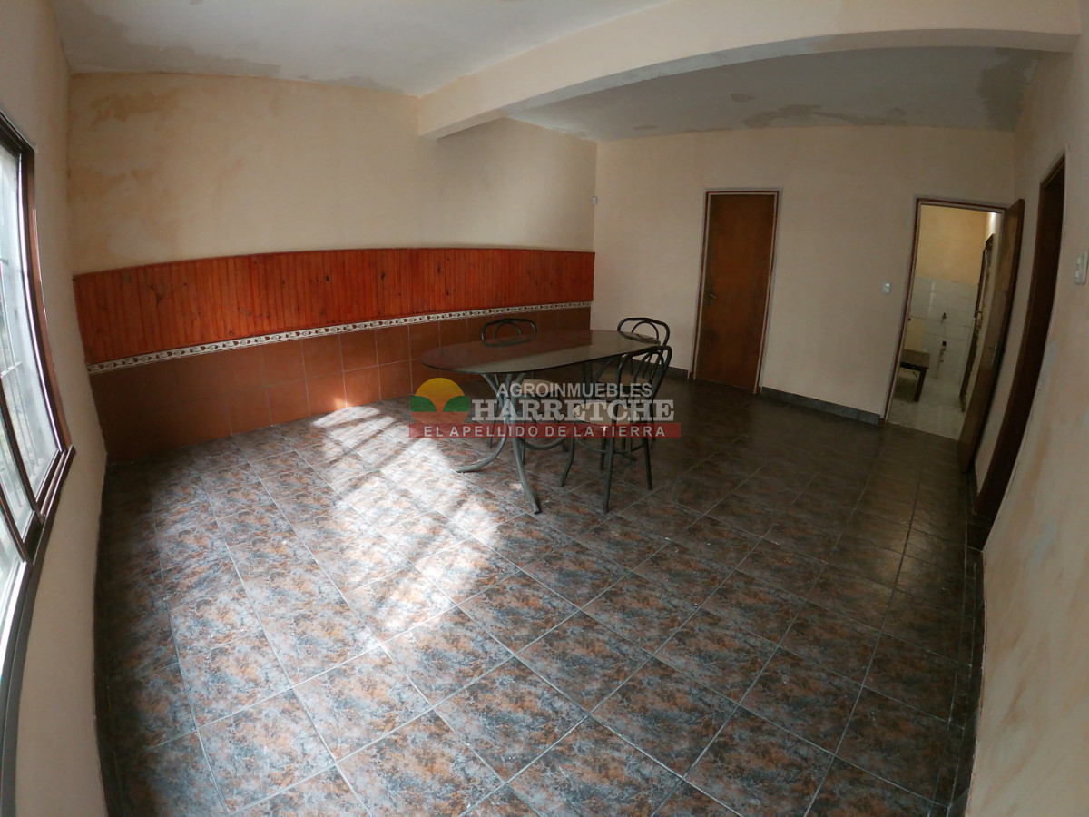 Casa ID.496 -  Casa en venta en Progreso, 3 dorm, 3 baños, cochera y parrillero! 