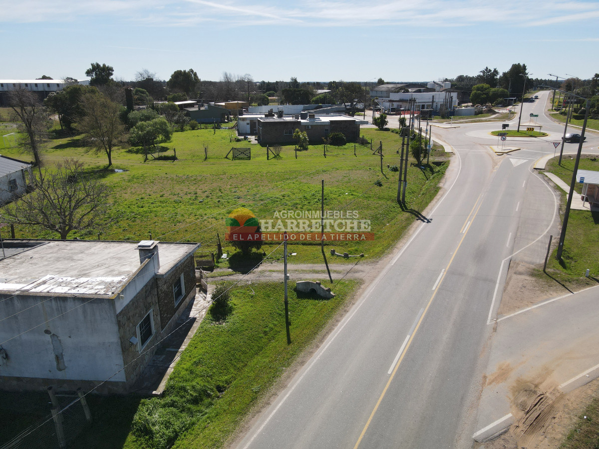 Casa ID.481 - Casa en venta en Canelón Chico, sobre ruta.