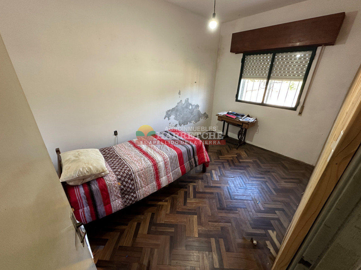 Casa ID.504 - Casa en venta Progreso, terreno esquina buena costrucción.