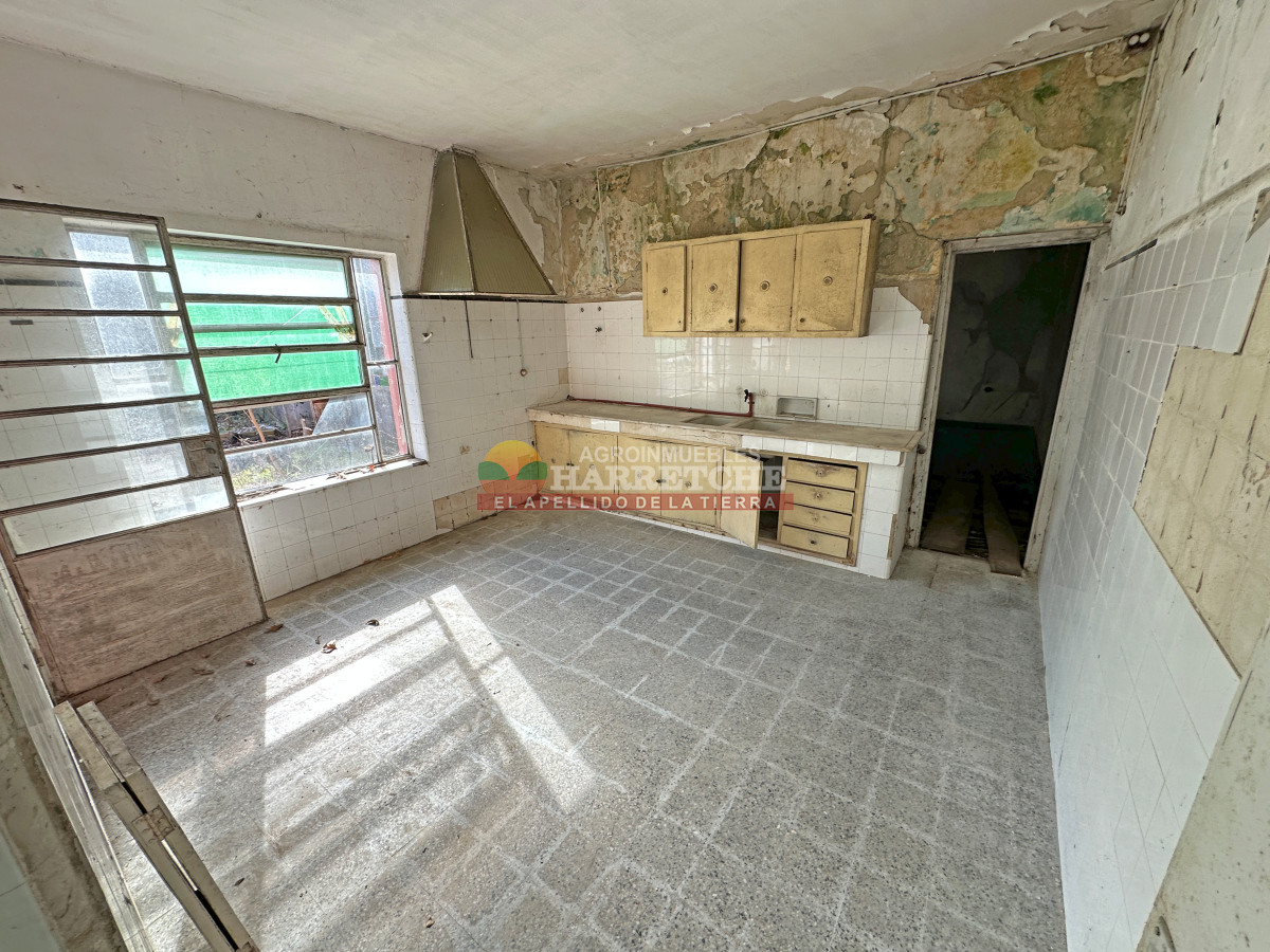 Casa ID.477 - Casa en venta Las Piedras, ideal para inversores, céntrica.