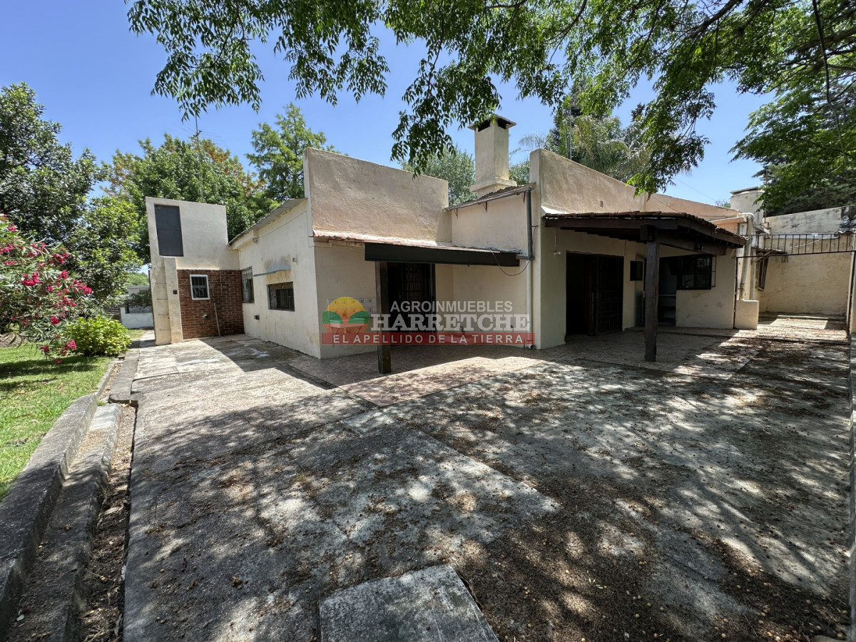 Casa ID.496 -  Casa en venta en Progreso, 3 dorm, 3 baños, cochera y parrillero! 