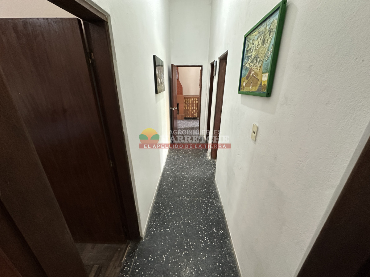 Casa ID.541 - Alquilo casa en Progreso, 3 dormitorios, living comedor, patio! 