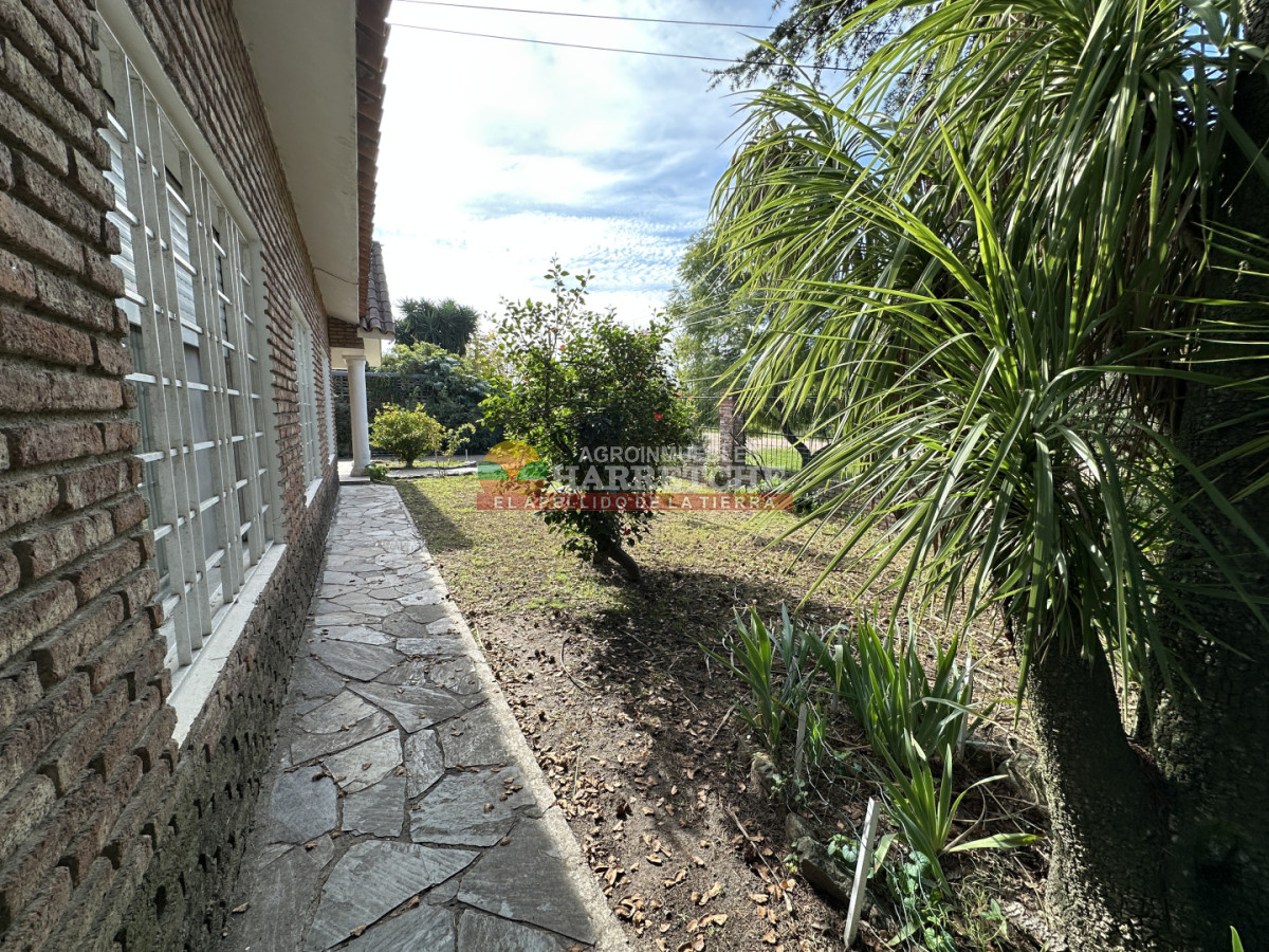 Casa ID.524 - Casa en venta Progreso 5 dormitorios gran chalet dos terrenos, barbacoa. 