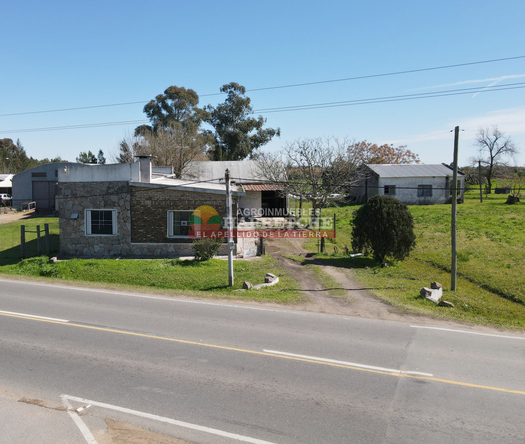 Casa ID.481 - Casa en venta en Canelón Chico, sobre ruta.