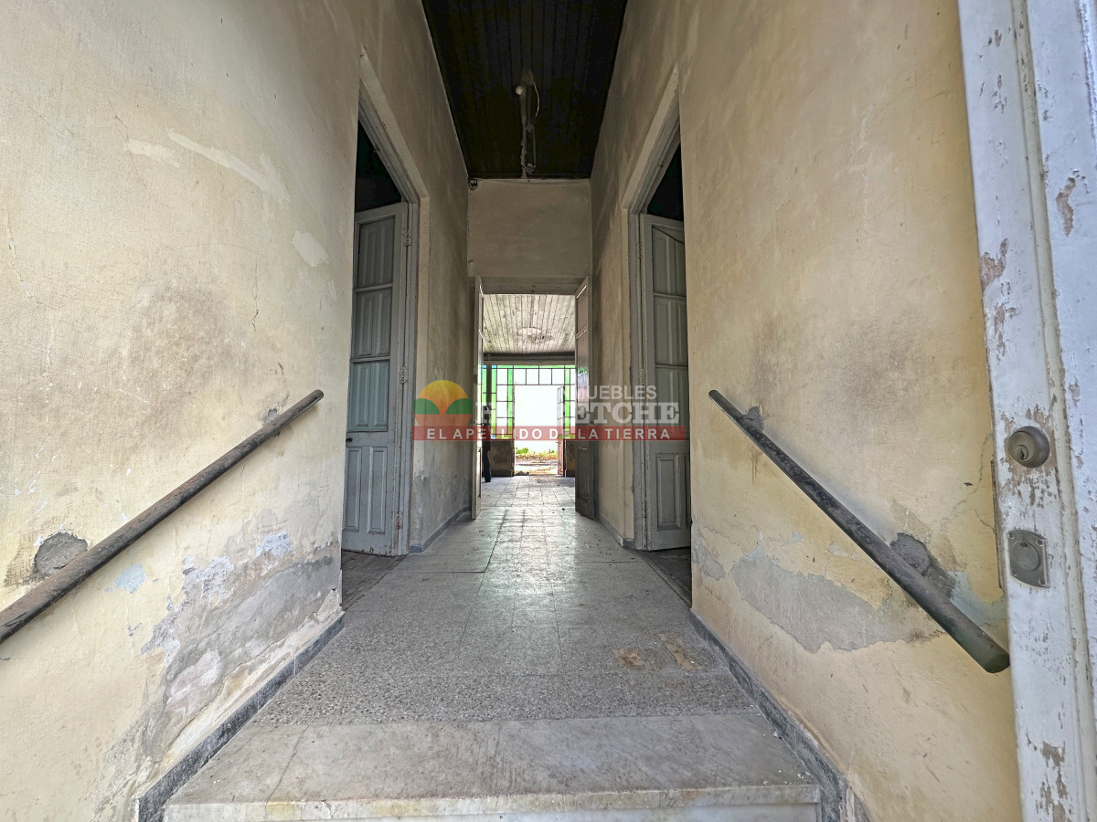 Casa ID.477 - Casa en venta Las Piedras, ideal para inversores, céntrica.