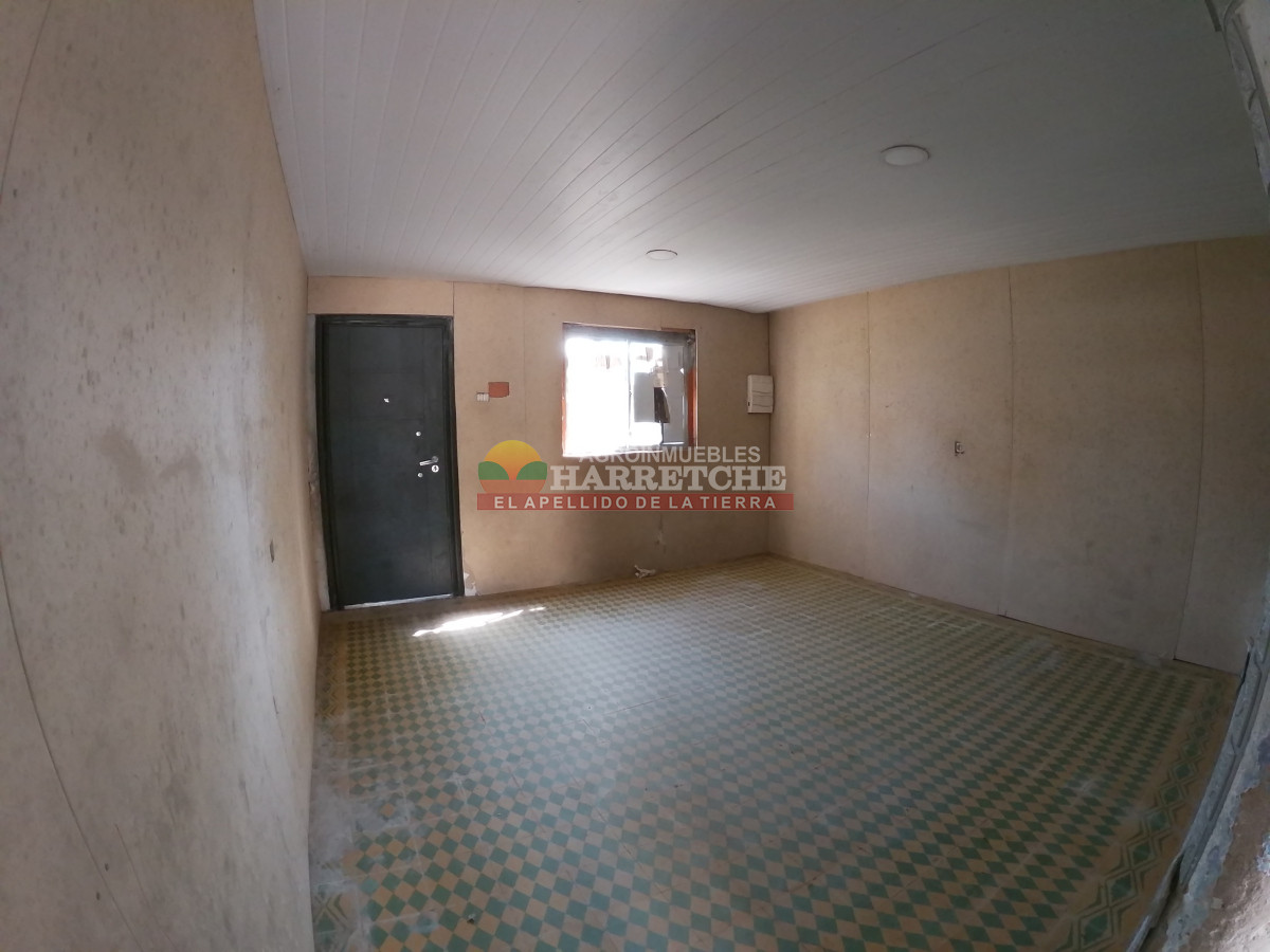 Casa ID.412 - Casa en venta, 2 dormitorios, garaje, DUEÑO FINANCIA, entrega U$S 15.000