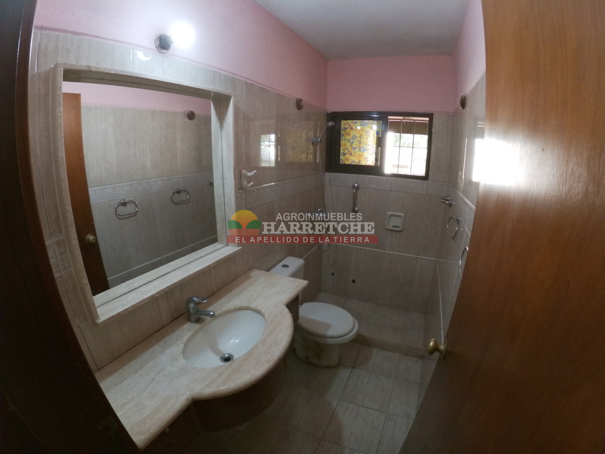 Casa ID.496 -  Casa en venta en Progreso, 3 dorm, 3 baños, cochera y parrillero! 