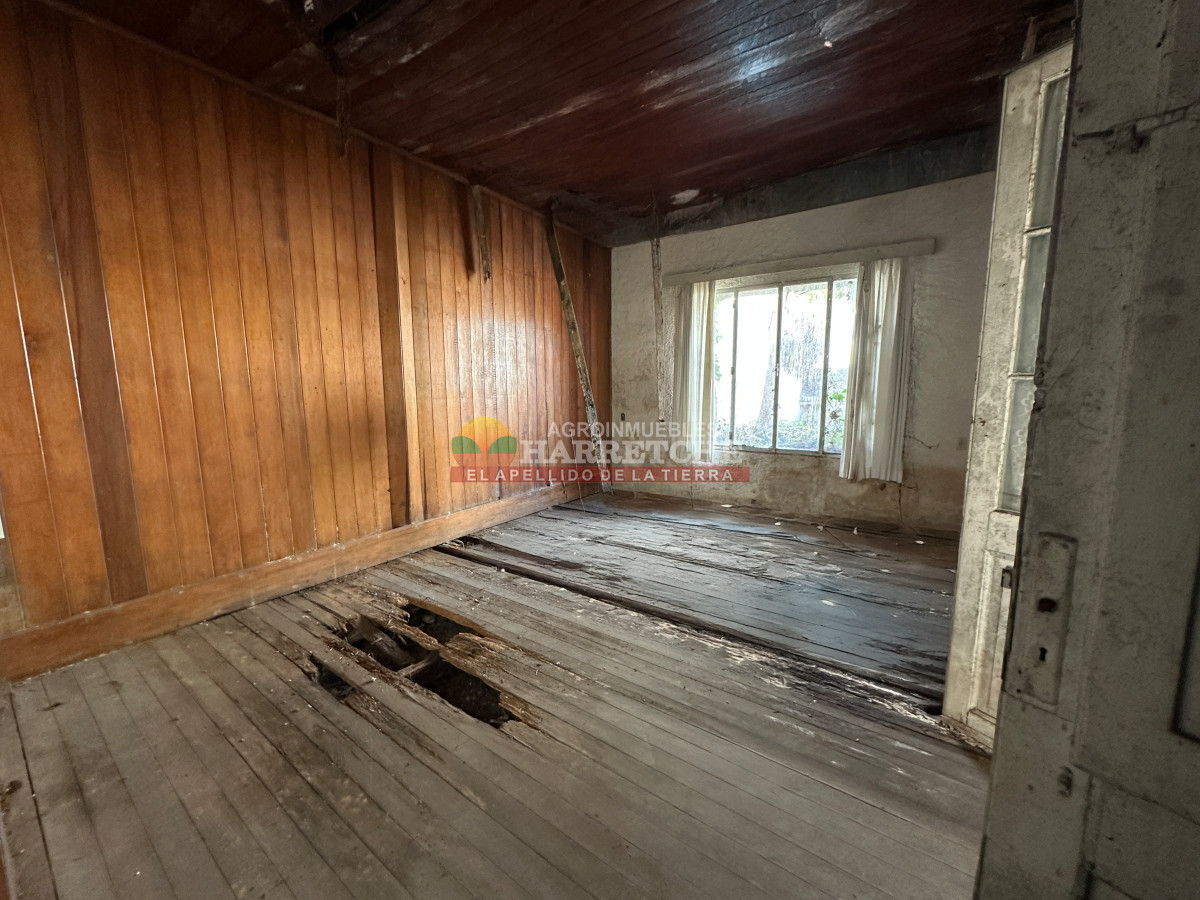 Casa ID.477 - Casa en venta Las Piedras, ideal para inversores, céntrica.