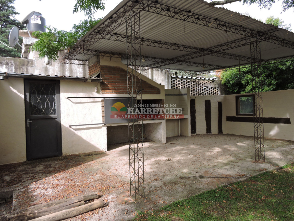 Casa ID.496 -  Casa en venta en Progreso, 3 dorm, 3 baños, cochera y parrillero! 