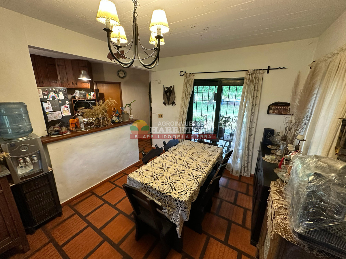 Chacra ID.448 - Chacra en Melilla, 10 has, casco de 3 dormitorios, 2 baños, piscina, galpón.