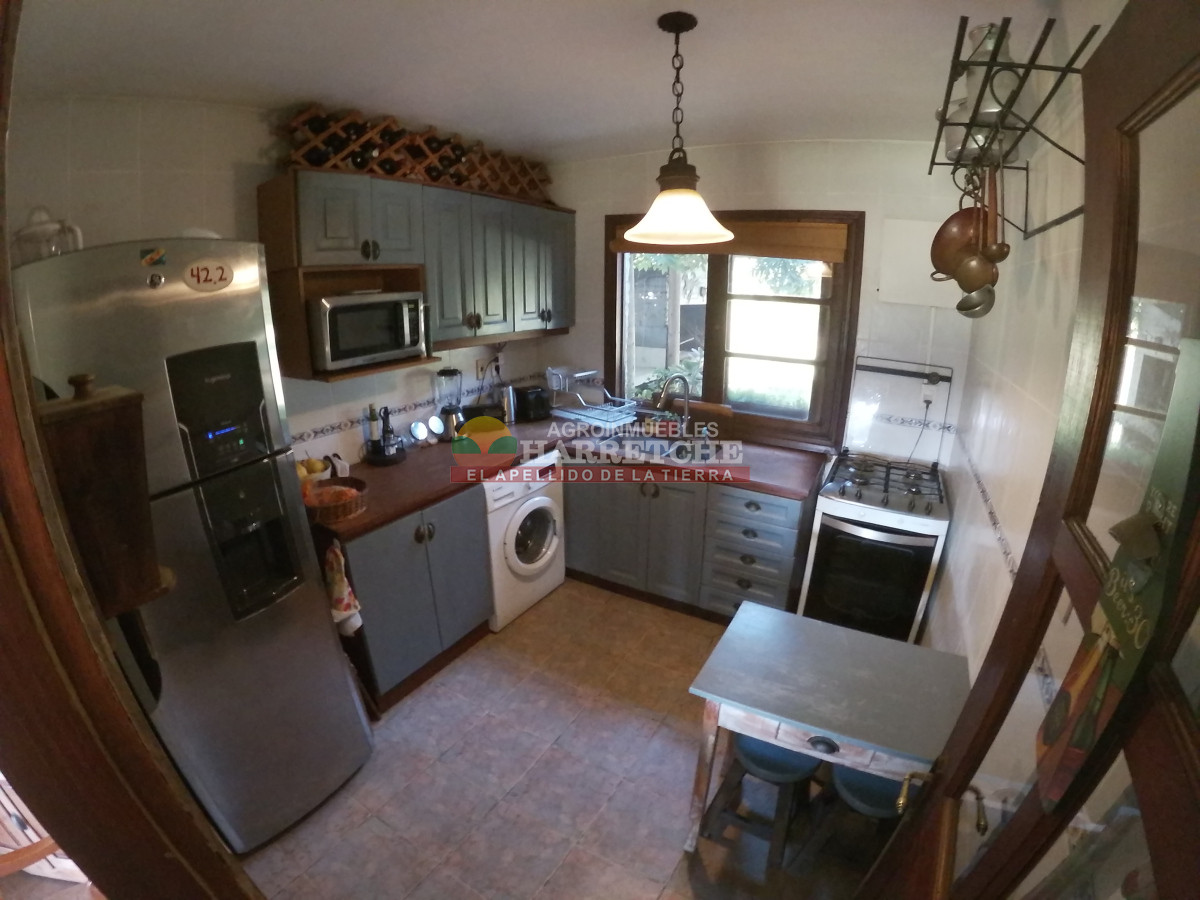 Chacra ID.446 - Chacra en Melilla, 3 has, hermoso casco, caballerizas, galpones, piscina