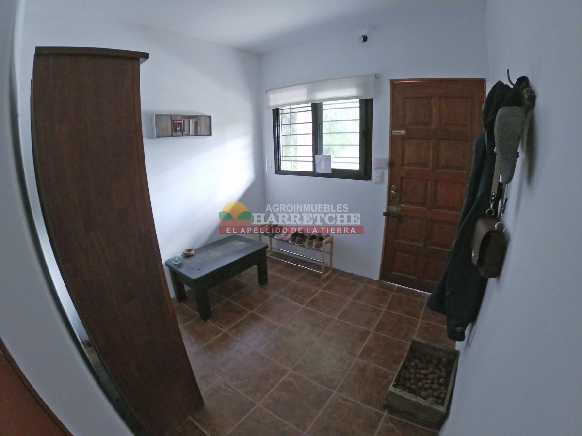 Chacra ID.438 - Chacra en Las Violetas, 2 has con casa, barbacoa, piscina