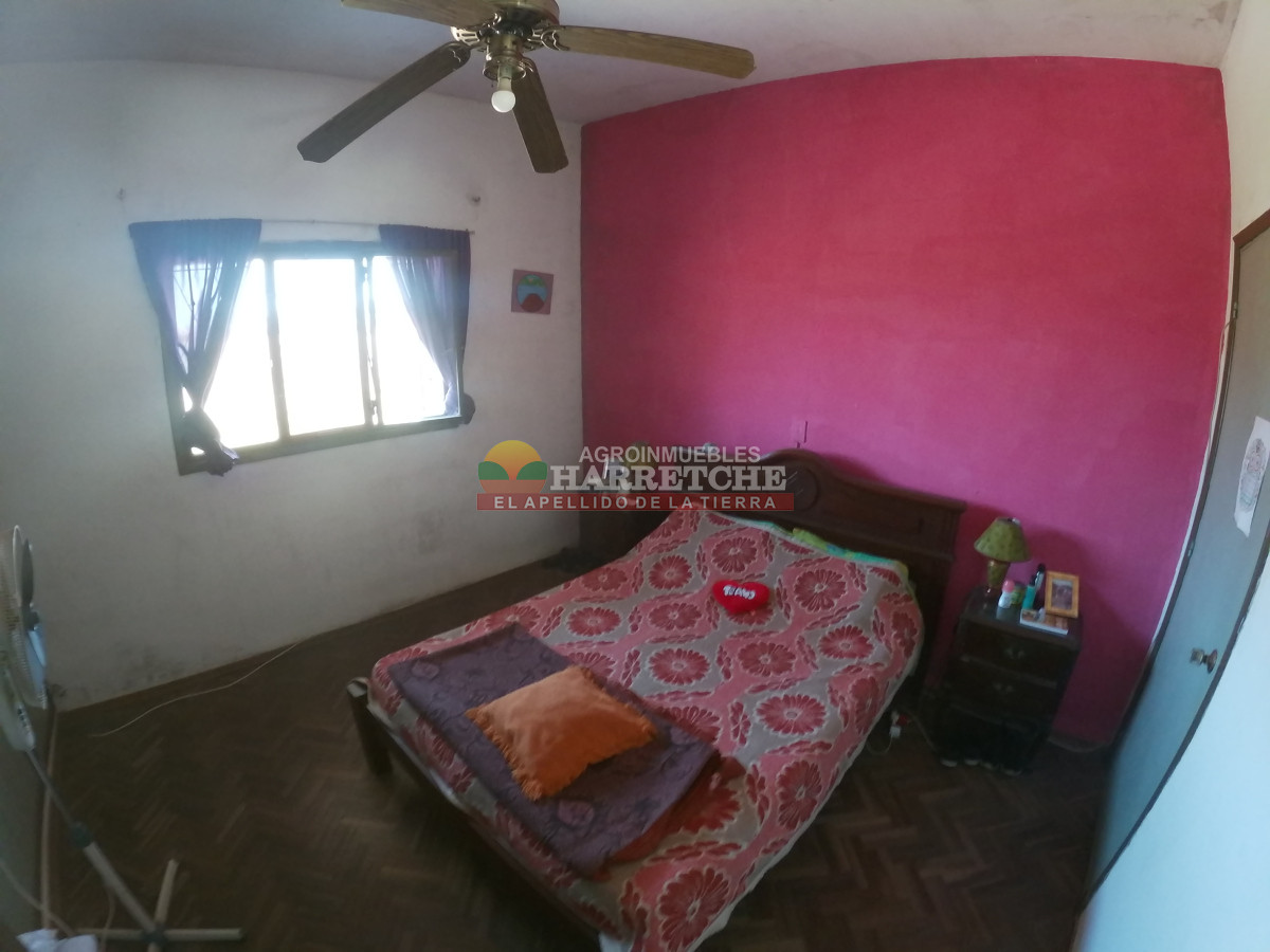 Chacra ID.431 - Chacra en Los Cerrillos, 5.7 has, Casa, barbacoa, galpones. 