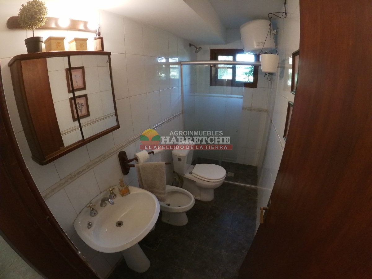 Chacra ID.446 - Chacra en Melilla, 3 has, hermoso casco, caballerizas, galpones, piscina