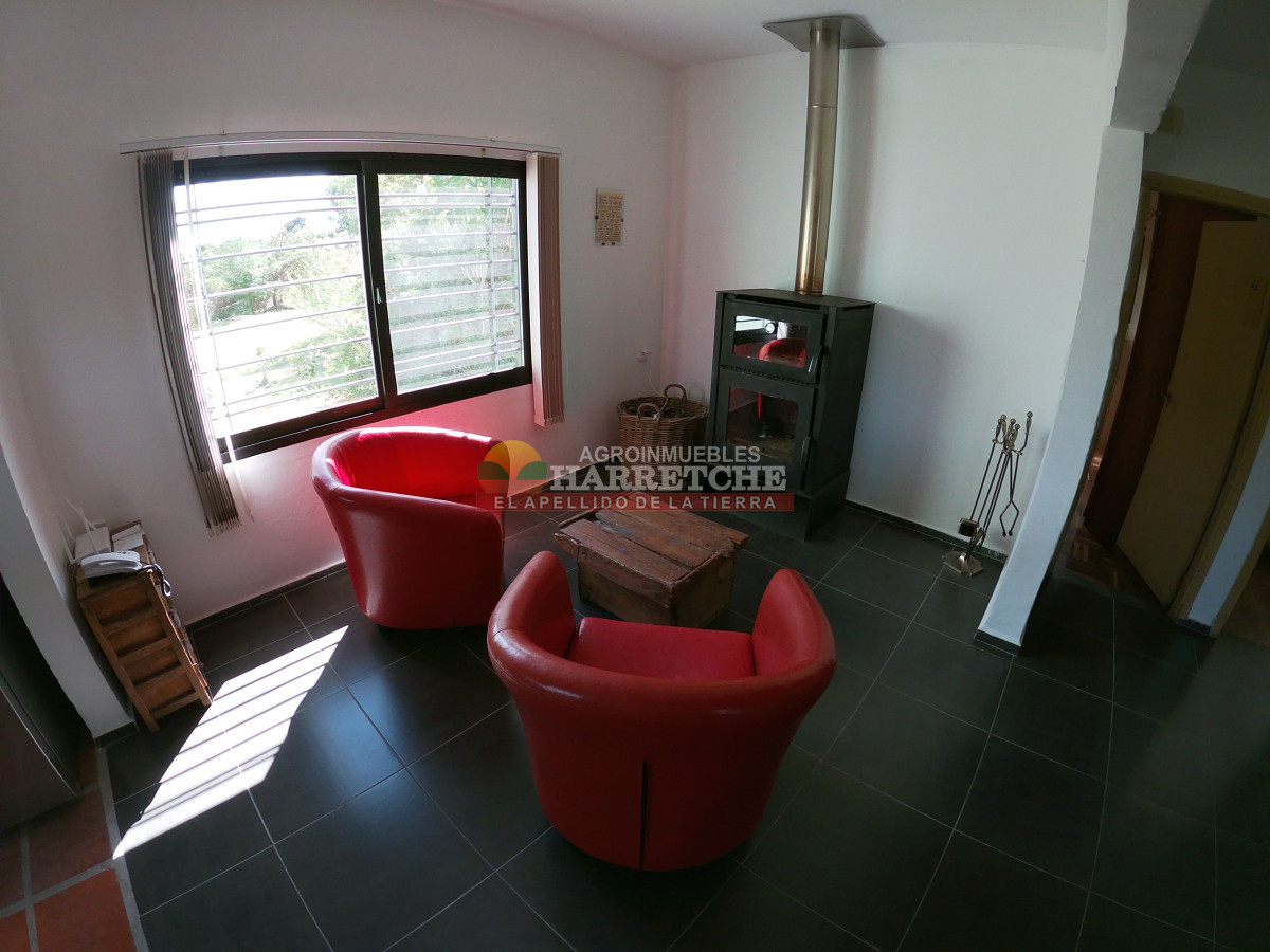 Chacra ID.438 - Chacra en Las Violetas, 2 has con casa, barbacoa, piscina