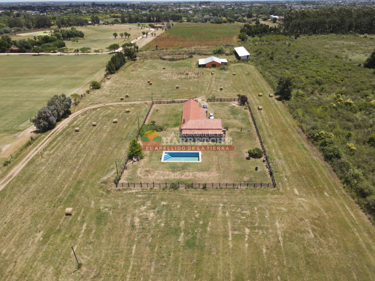 Chacra ID.501 - Chacra Haras hermosa 4 has, Chalet, 3 dorm, piscina, caballerizas, casa personal