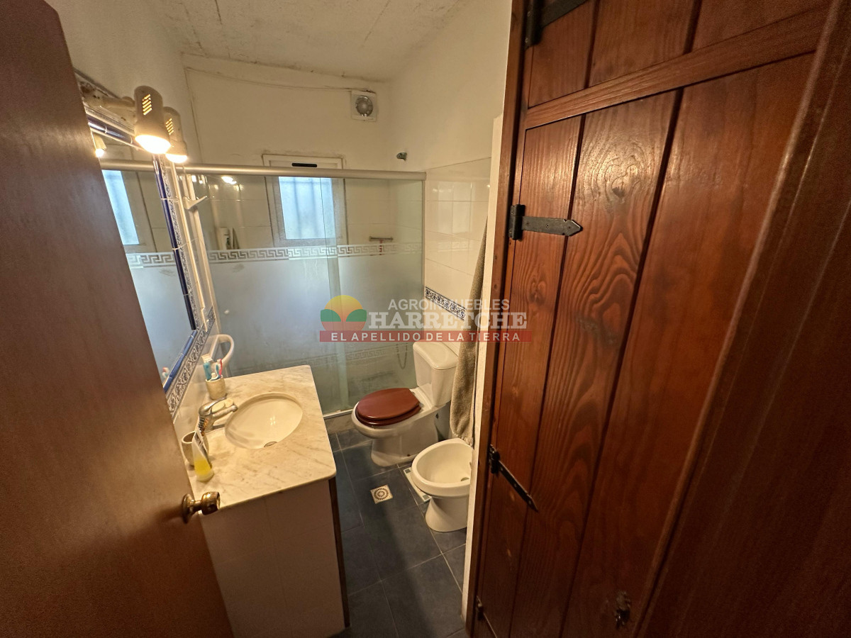 Chacra ID.448 - Chacra en Melilla, 10 has, casco de 3 dormitorios, 2 baños, piscina, galpón.