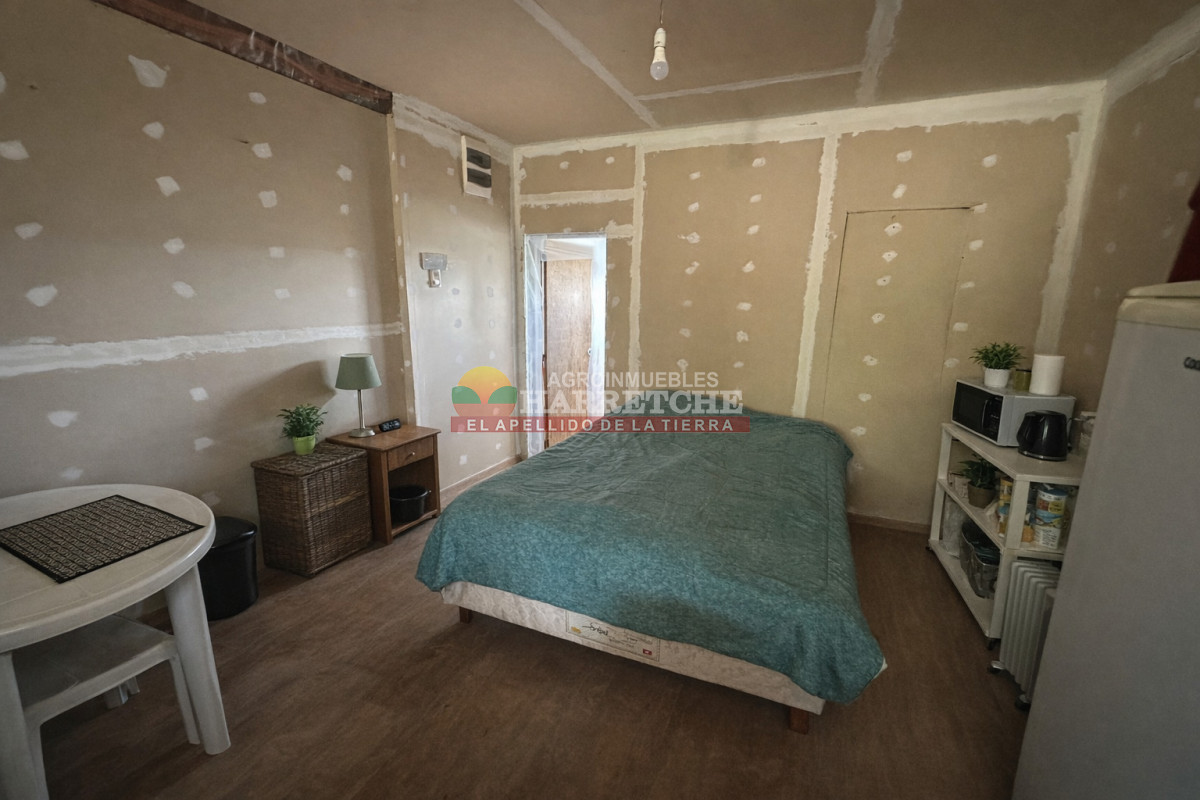 Chacra ID.508 -  Chacra en Los Cerrillos, 4 has, monoambiente, cañada, tajamar! 