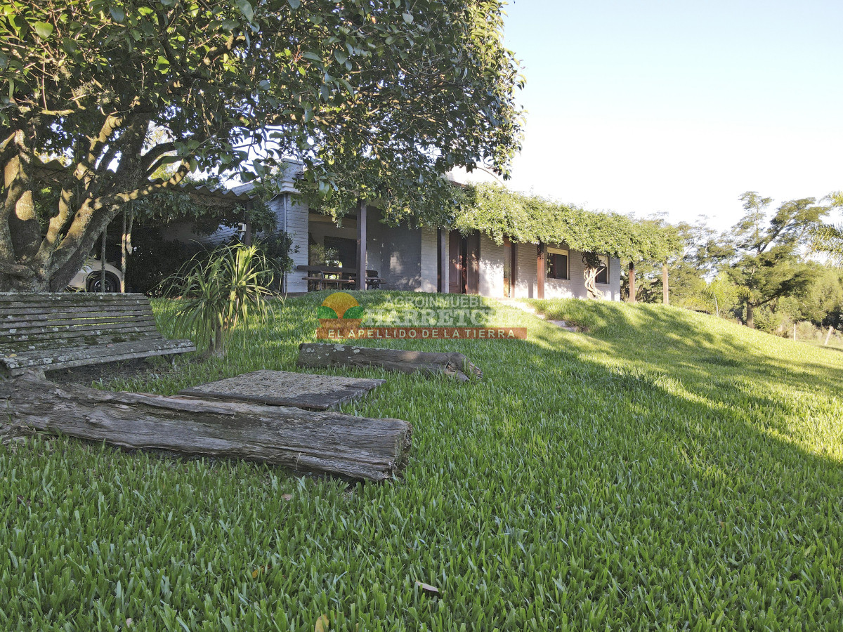 Chacra ID.446 - Chacra en Melilla, 3 has, hermoso casco, caballerizas, galpones, piscina