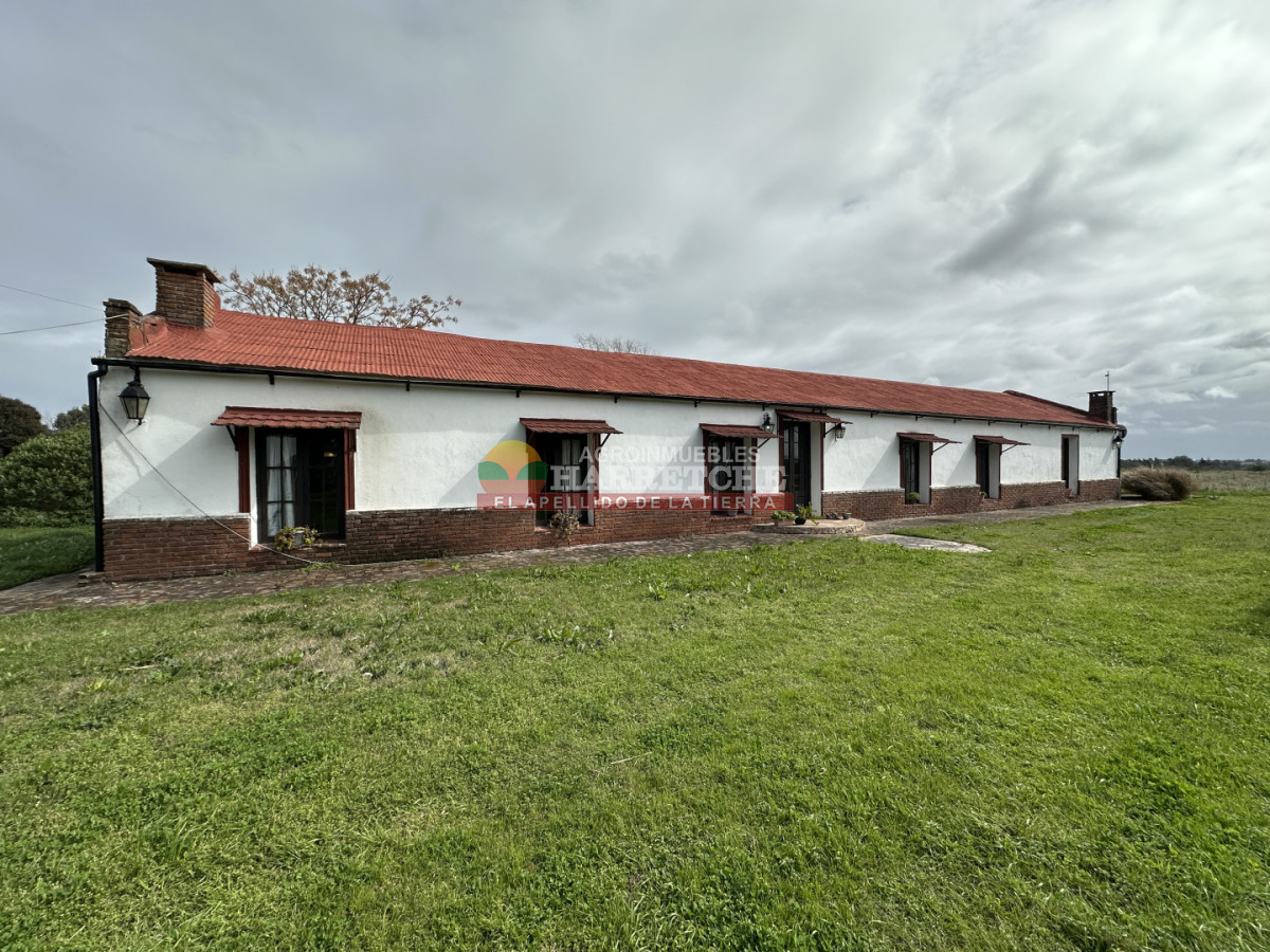 Chacra ID.536 - Chacra en Villa Nueva, hermosa casa, 4 dorm, 2 baños, amplios espacios