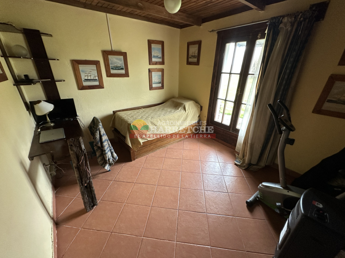 Chacra ID.536 - Chacra en Villa Nueva, hermosa casa, 4 dorm, 2 baños, amplios espacios