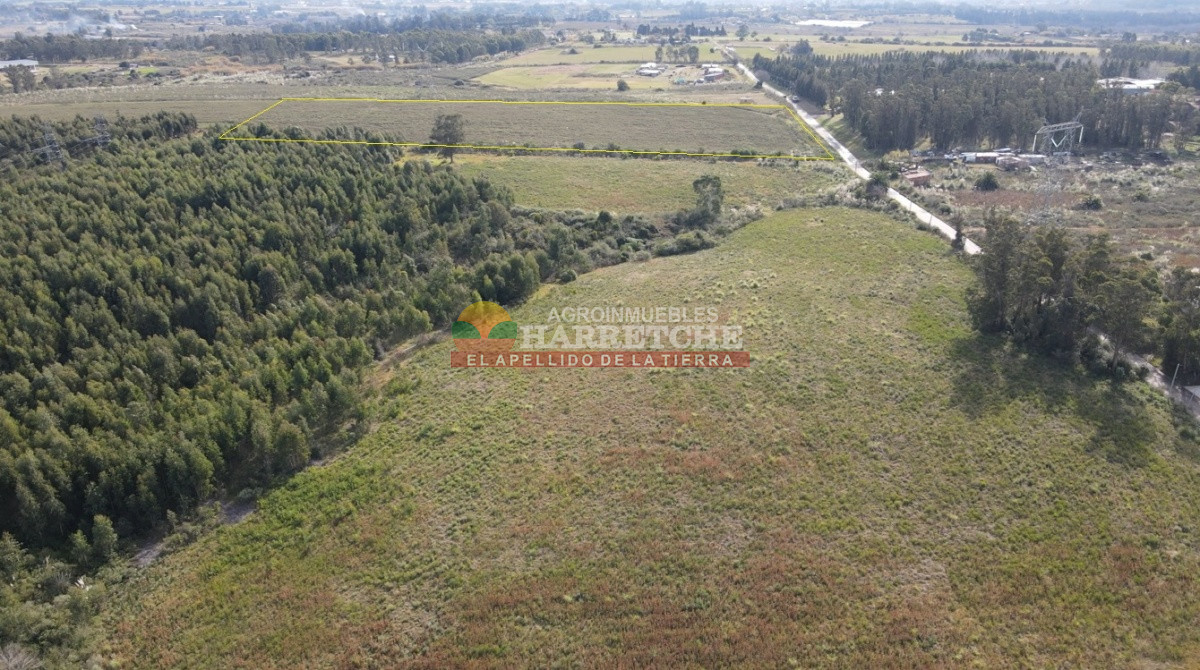 Chacra ID.306 - 12.8 has en Paso del Andaluz, a metros de ruta perimetral. 