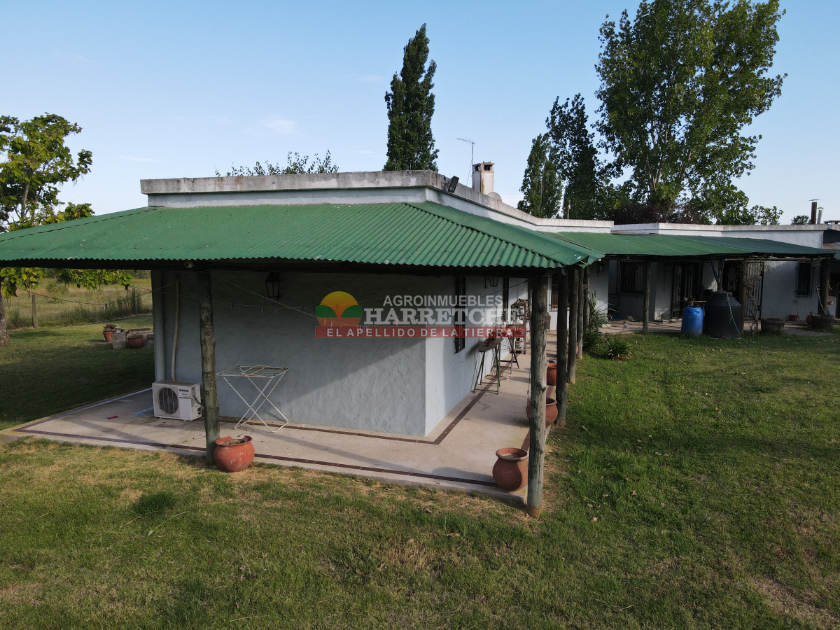 Chacra ID.448 - Chacra en Melilla, 10 has, casco de 3 dormitorios, 2 baños, piscina, galpón.
