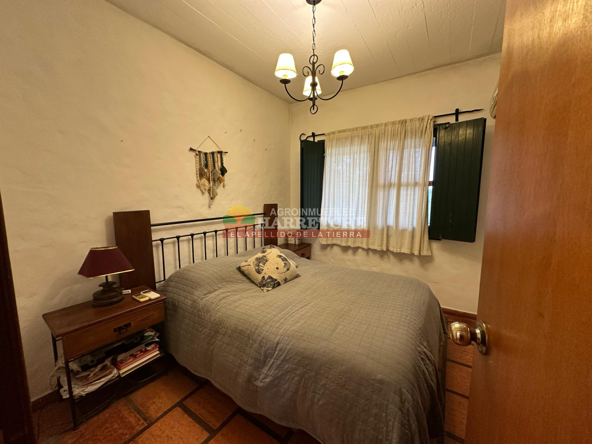 Chacra ID.448 - Chacra en Melilla, 10 has, casco de 3 dormitorios, 2 baños, piscina, galpón.