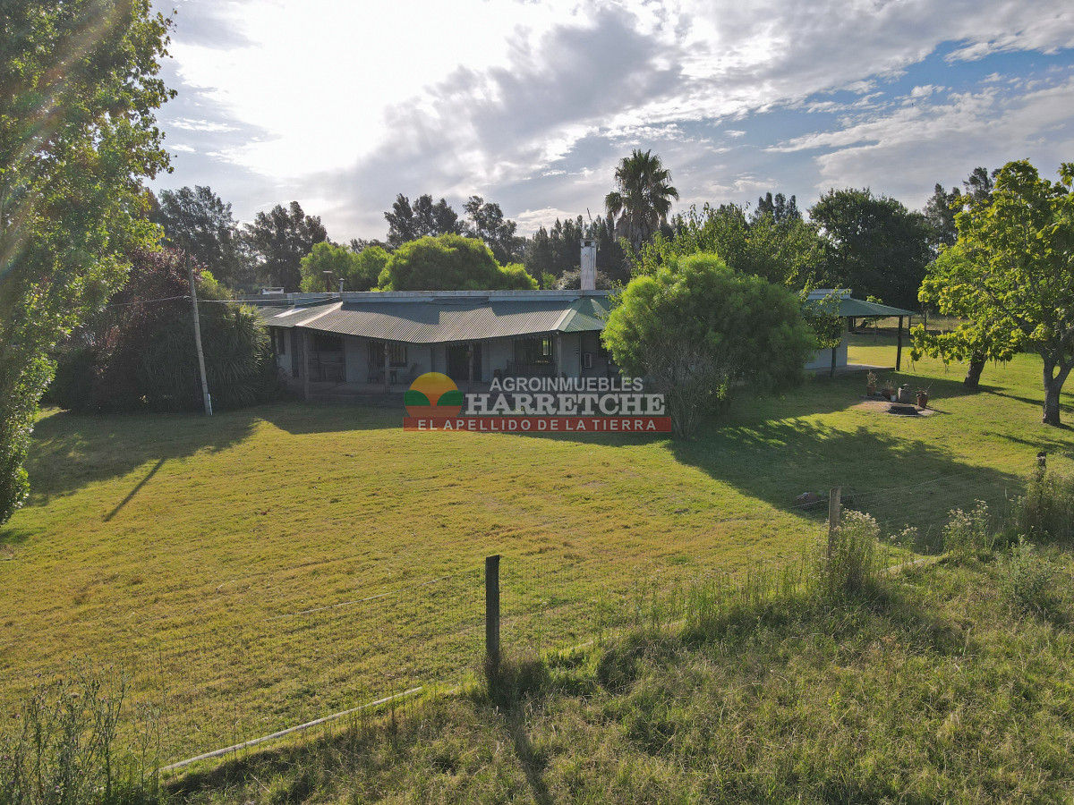 Chacra ID.448 - Chacra en Melilla, 10 has, casco de 3 dormitorios, 2 baños, piscina, galpón.