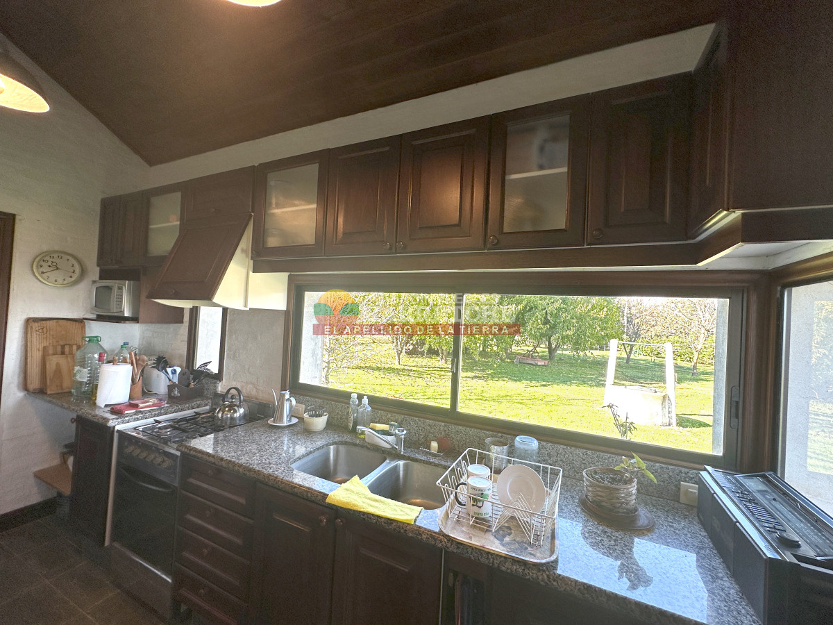 Chacra ID.474 - Campo de Olivos en venta, con fábrica de aceite y casa de ensueño