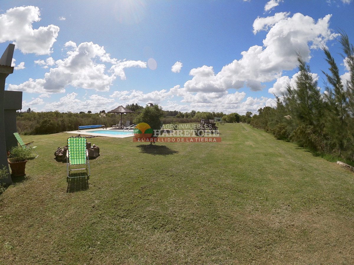 Chacra ID.438 - Chacra en Las Violetas, 2 has con casa, barbacoa, piscina