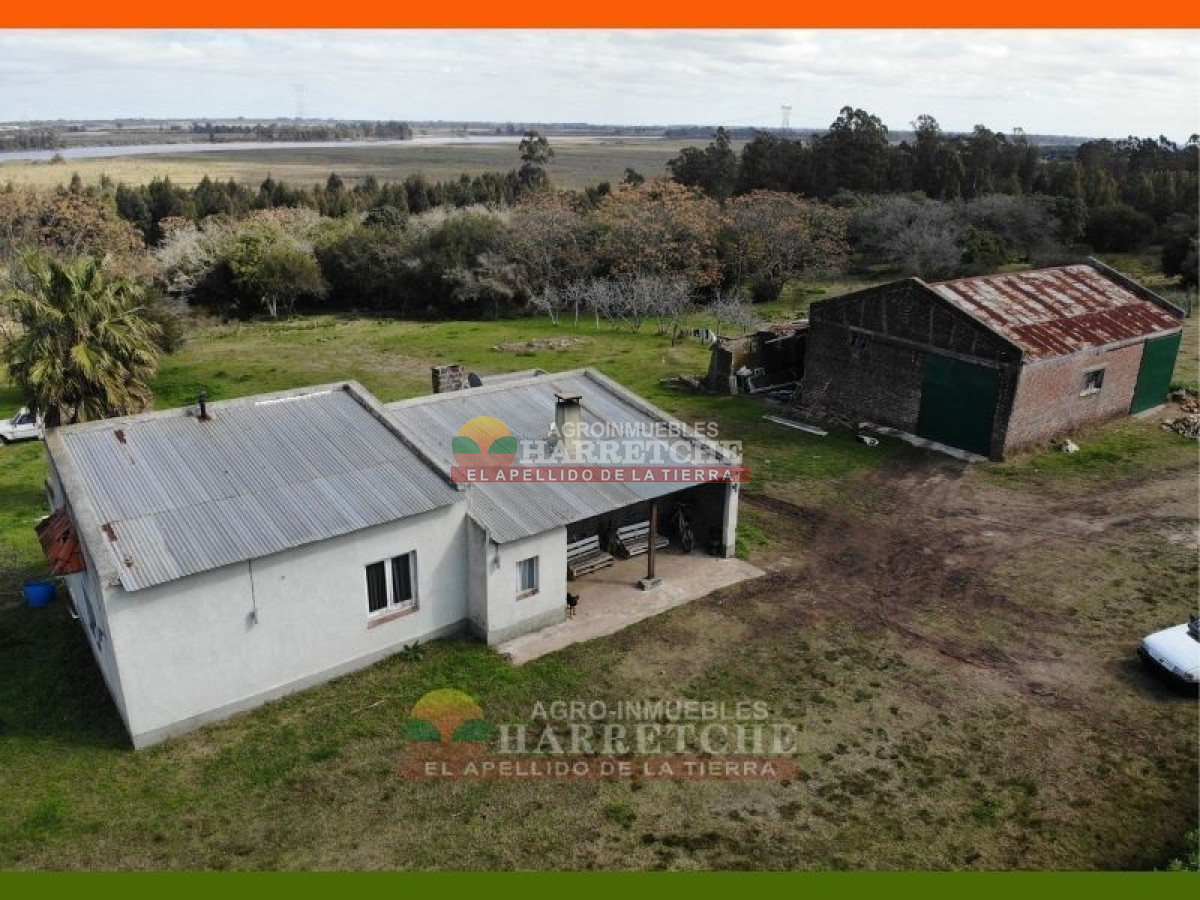 Chacra ID.144 - Campo, 69 has, Las Brujas con costa al Rio Santa Lucia, Casco, varias construcciones