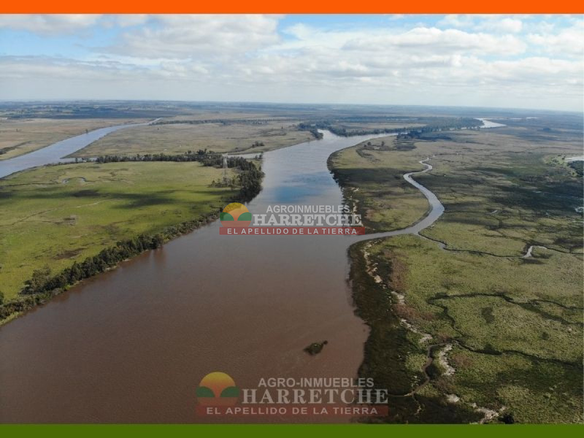 Chacra ID.144 - Campo, 69 has, Las Brujas con costa al Rio Santa Lucia, Casco, varias construcciones