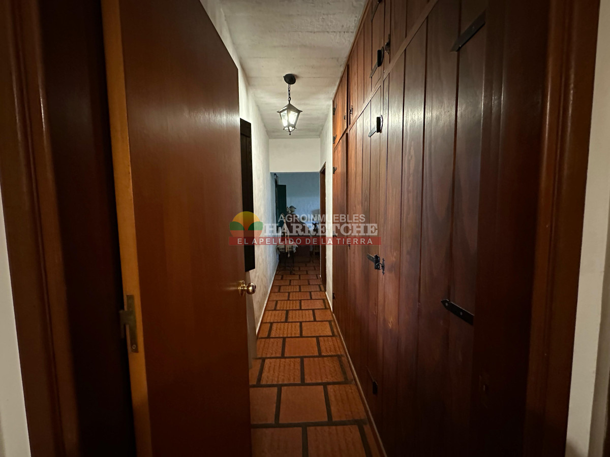 Chacra ID.448 - Chacra en Melilla, 10 has, casco de 3 dormitorios, 2 baños, piscina, galpón.