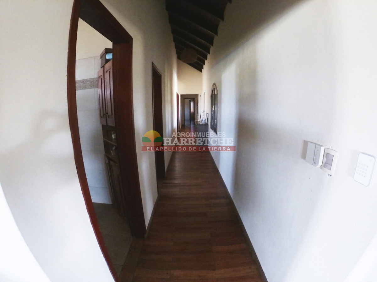 Chacra ID.501 - Chacra Haras hermosa 4 has, Chalet, 3 dorm, piscina, caballerizas, casa personal
