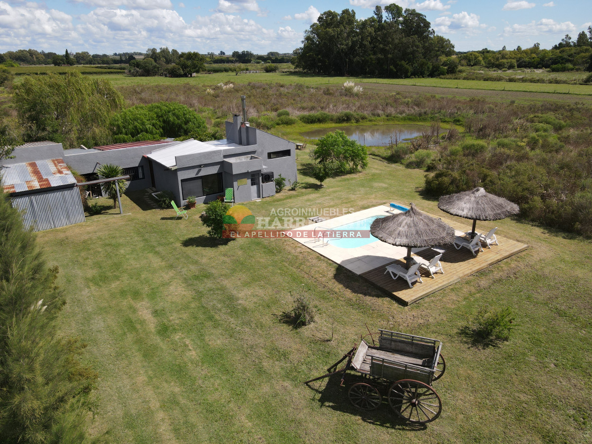 Chacra ID.438 - Chacra en Las Violetas, 2 has con casa, barbacoa, piscina